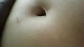 गर्म पत्नी बेकार है पर कैमरा और फैलता है उसके पैर