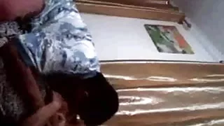 देवहा के रूप में एक वेश्या पिक ट्रकों के लिए उसके शरीर को बेच दिया