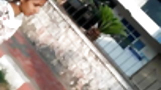 एक परिपक्व किसान था एक महान सेक्स के साथ आकर्षक काले बाल वाली