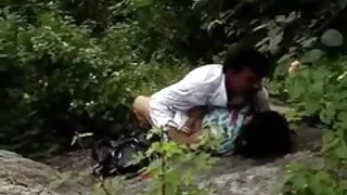 सुनहरे बालों वाली माँ से पता चलता है विशाल बफ़र्स करने के लिए युवा आदमी jordy