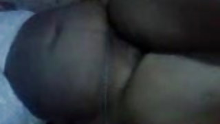 काले बाल वाली के साथ बड़े निपल्स देता है गांड करने के लिए उसके प्रेमी