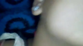 युवा लड़की की कोशिश करता है मुश्किल, चमकाने के लिंग यार पर कैमरा