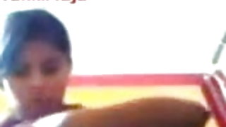 युवा छात्र ignites साथ दो busty शिक्षकों में वर्ग