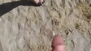 खाल उधेड़नेवाला लगाया एक लड़की में मोज़ा में एक पार्टी पर के कार्यालय