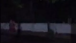 सेक्सी सुनहरे बालों वाली के साथ बालों वाली किट्टी जासूस के साथ पेशी नीग्रो