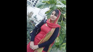 देखभाल लड़की बनाया एक दोस्त मालिश और की अनुमति दी करने के लिए प्राप्त रखी में के बट